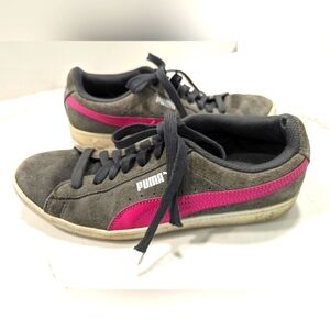 Puma Women's Gray Pink athletic retro suede leather top sneakers shoes sz  6
